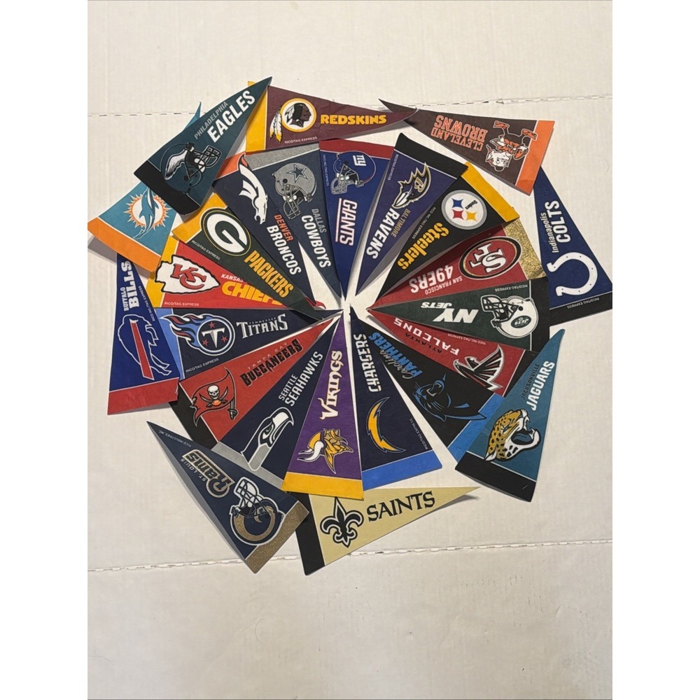 Vintage Lot of 25 NFL Mini Pennants Set Tag Express, 9x4